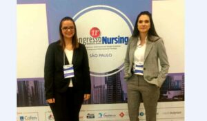 Coordenadora de Enfermagem participa de Congressos - UNILINS