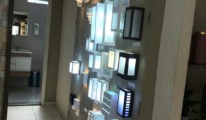 Alunos de Pós-graduação em Design de Interiores realizaram visita técnica ao setor de iluminação - UNILINS