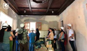 Alunos realizam visita técnica a obra de restauração e ampliação residencial - UNILINS