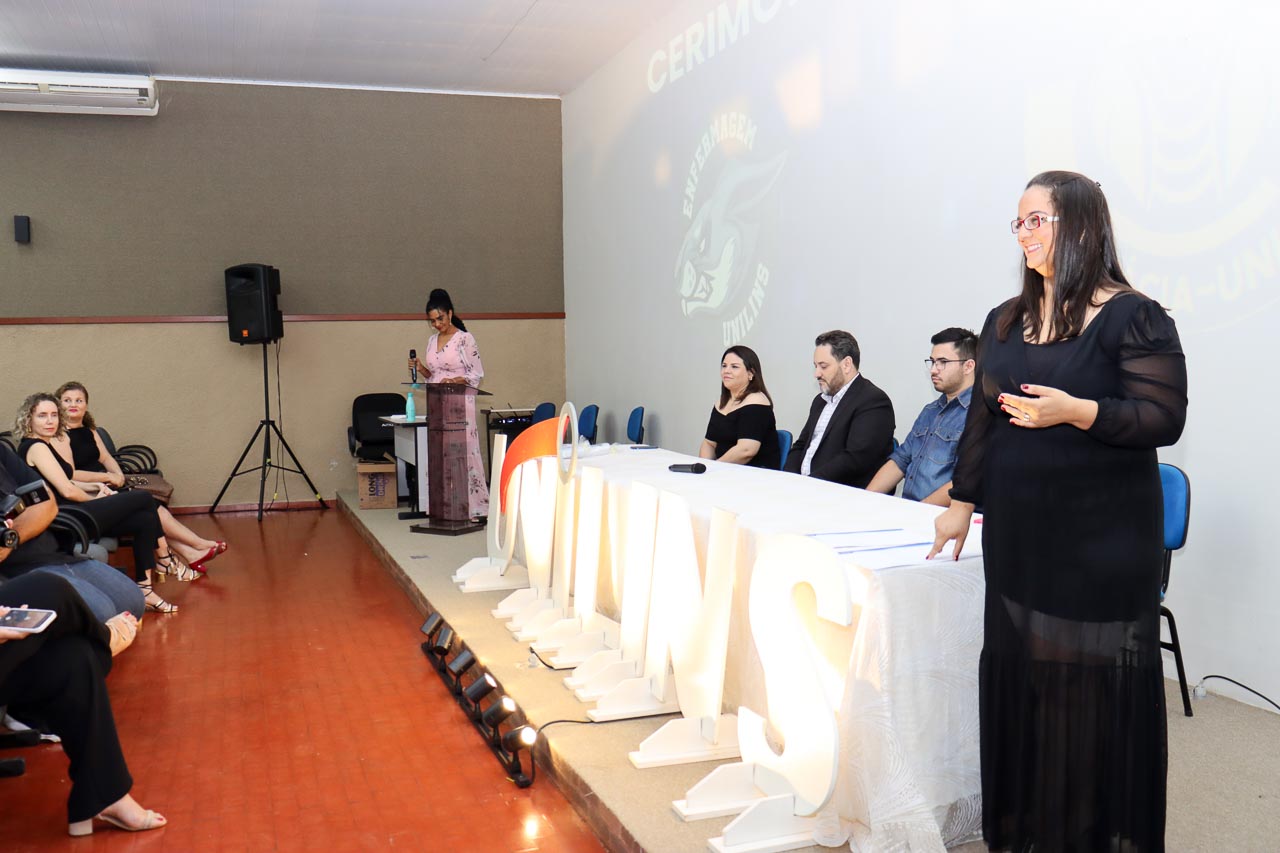 Jornada Iniciada: Celebrando a Cerimônia do Jaleco - UNILINS