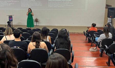 UNILINS promove palestra sobre Farmácia Clínica e suas possibilidades de atuação