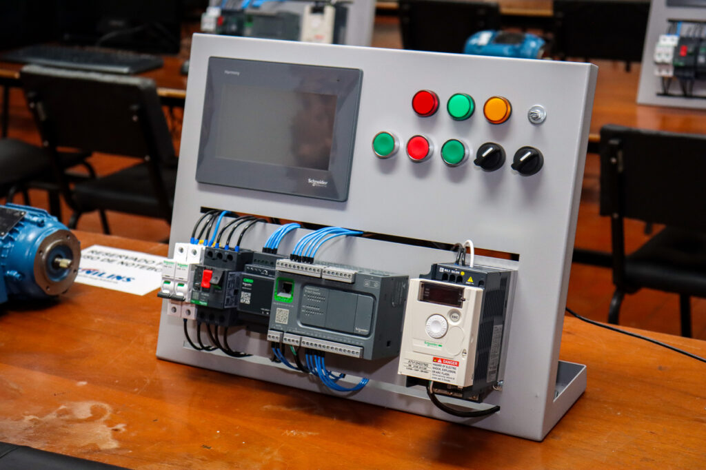 1º Workshop em Controle e Acionamento de Motores Elétricos - UNILINS