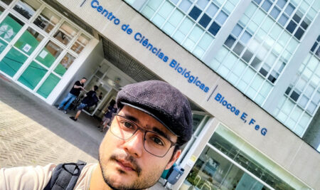 Ex-aluno de Farmácia é aprovado em Mestrado na UFSC