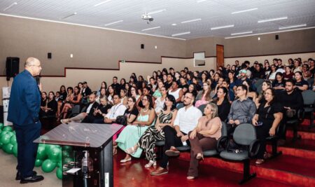 Unilins promove palestra sobre registro seguro na Enfermagem